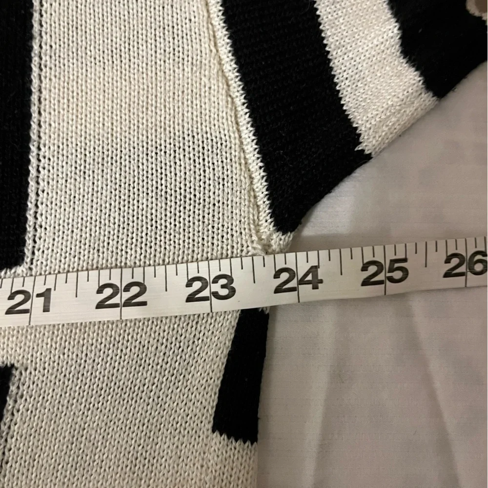 Catherine Malandrino Black and White Crew Neck Sweater
